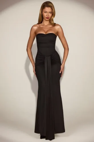 Aisra Σατέν Peekaboo Bandeau Draped Φόρεμα σε Μαύρο