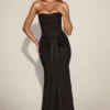 Aisra Σατέν Peekaboo Bandeau Draped Φόρεμα σε Μαύρο Aisra Σατέν Peekaboo Bandeau Draped Φόρεμα σε Μαύρο