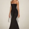 Aisra Σατέν Peekaboo Bandeau Draped Φόρεμα σε Μαύρο Aisra Σατέν Peekaboo Bandeau Draped Φόρεμα σε Μαύρο