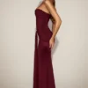 Aisra Σατέν Peekaboo Bandeau Draped Gown σε χρώμα Wine Red