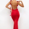 Aldona Slinky Jersey Rose Detail Evening Gown σε κόκκινο
