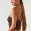 Andi Modal One-Shoulder Μπλούζα σε χρώμα σοκολάτας Andi Modal One-Shoulder Μπλούζα σε χρώμα σοκολάτας