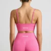 Αθλητικό σουτιέν Define Luxe με V-neck σε έντονο ροζ Αθλητικό σουτιέν Define Luxe με V-neck σε έντονο ροζ