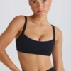 Αθλητικό σουτιέν Soft Active με διακοσμητικές λεπτομέρειες σε μαύρο χρώμα