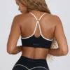 Αθλητικό σουτιέν Soft Active με λαιμόκοψη σε μαύρο χρώμα Αθλητικό σουτιέν Soft Active με λαιμόκοψη σε μαύρο χρώμα