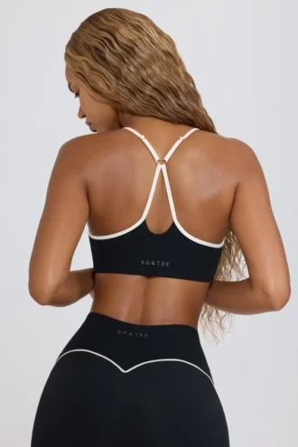 Αθλητικό σουτιέν Soft Active με λαιμόκοψη σε μαύρο χρώμα