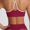 Αθλητικό σουτιέν Soft Active με λαιμόκοψη σε μπορντό Αθλητικό σουτιέν Soft Active με λαιμόκοψη σε μπορντό