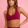 Αθλητικό σουτιέν Soft Active με V-neck σε μπορντό Αθλητικό σουτιέν Soft Active με V-neck σε μπορντό