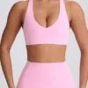 Αθλητικό σουτιέν Soft Active με V-neck σε ροζ χρώμα Αθλητικό σουτιέν Soft Active με V-neck σε ροζ χρώμα