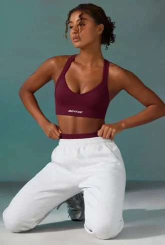 Αθλητικό σουτιέν Super Sculpt Seamless Cross Back σε χρώμα δαμάσκηνο Αθλητικό σουτιέν Super Sculpt Seamless Cross Back σε χρώμα δαμάσκηνο