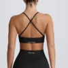 Αθλητικό σουτιέν Super Sculpt Seamless Cross-Back σε μαύρο χρώμα