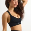 Αθλητικό σουτιέν Super Sculpt Seamless Cross-Back σε μαύρο χρώμα