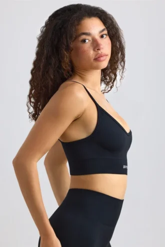Αθλητικό σουτιέν Super Sculpt Seamless με στρογγυλό λαιμό σε μαύρο