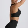 Αθλητικό σουτιέν Super Sculpt Seamless T-Back σε μαύρο χρώμα Αθλητικό σουτιέν Super Sculpt Seamless T-Back σε μαύρο χρώμα