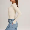 Elodie Modal Plunge Long-Sleeve Κορμάκι σε χρώμα Ivory Elodie Modal Plunge Long-Sleeve Κορμάκι σε χρώμα Ivory