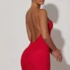 Femi Ruched Backless Μίνι Φορέμα σε κόκκινο Femi Ruched Backless Μίνι Φορέμα σε κόκκινο