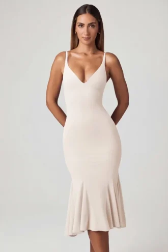 Φόρεμα Elowen με V-Neck Godet  Midaxi σε χρώμα Ivory
