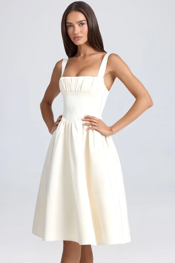 Φορέμα Marguerite Draped Corset Midaxi σε χρώμα ιβουάρ Φορέμα Marguerite Draped Corset Midaxi σε χρώμα ιβουάρ