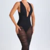 Φορέμα Safira Ruched Plunge Midaxi σε μαύρο χρώμα Φορέμα Safira Ruched Plunge Midaxi σε μαύρο χρώμα