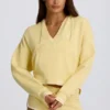 Φούτερ με κουκούλα και V-neck από βαμβακερό τζέρσεϊ σε χρώμα λεμόνι Φούτερ με κουκούλα και V-neck από βαμβακερό τζέρσεϊ σε χρώμα λεμόνι