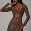 Guilia Sheer Embellished Long Sleeve Crop Top σε χρώμα Deep Cocoa Guilia Sheer Embellished Long Sleeve Crop Top σε χρώμα Deep Cocoa