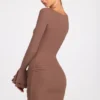 Helena Ribbed Modal Μίνι Φορέμα με μακριά μανίκια και πτυχώσεις σε χρώμα Mocha Helena Ribbed Modal Μίνι Φορέμα με μακριά μανίκια και πτυχώσεις σε χρώμα Mocha