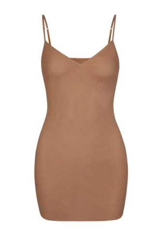 Intimates Μίνι φόρεμα με V λαιμόκοψη από μαλακό πλέγμα σε χρώμα μέλι