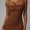 Intimates Μίνι φόρεμα-σλιπ με μπαντό από απαλό διαφανές πλέγμα σε χρώμα μόκα Intimates Μίνι φόρεμα-σλιπ με μπαντό από απαλό διαφανές πλέγμα σε χρώμα μόκα