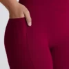 Κολάν Soft Active με τσέπες στη μέση σε σχήμα V και φαρδιά πόδια σε μπορντό Κολάν Soft Active με τσέπες στη μέση σε σχήμα V και φαρδιά πόδια σε μπορντό