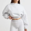 Κοντό φούτερ με κουκούλα από ελαστικό βαμβακερό φλις σε γκρι μάρλ