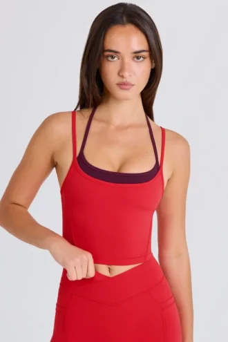Κοντό μπλουζάκι Soft Active Layered σε χρώμα Strawberry Red