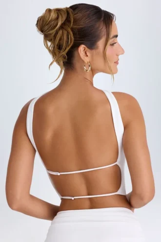 Κορμάκι Bandeau με λεπτομέρεια choker Khai σε λευκό