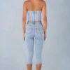 Landon Mid-Rise Denim Capri Jeans σε ανοιχτό χρώμα τζιν