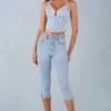 Landon Mid-Rise Denim Capri Jeans σε ανοιχτό χρώμα τζιν