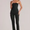 Lumi Mid-Rise Fitted Trousers in Black Lumi Mid-Rise Fitted Trousers in Black