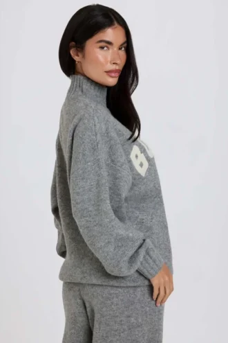 Μαλακό πλεκτό πουλόβερ oversized σε γκρι Μαλακό πλεκτό πουλόβερ oversized σε γκρι