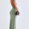 Μάξι φόρεμα Leire Modal με βαθύ ντεκολτέ και ανοιχτή πλάτη σε χρώμα σαλέ Μάξι φόρεμα Leire Modal με βαθύ ντεκολτέ και ανοιχτή πλάτη σε χρώμα σαλέ