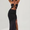 Μάξι φόρεμα Oceane με ανοίγματα και λαιμόκοψη halter σε μαύρο χρώμα Μάξι φόρεμα Oceane με ανοίγματα και λαιμόκοψη halter σε μαύρο χρώμα