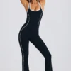 Μαύρη ολόσωμη φόρμα Petite Soft Active με ανοιχτή πλάτη Μαύρη ολόσωμη φόρμα Petite Soft Active με ανοιχτή πλάτη