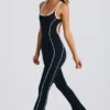 Μαύρη ολόσωμη φόρμα Petite Soft Active με ανοιχτή πλάτη Μαύρη ολόσωμη φόρμα Petite Soft Active με ανοιχτή πλάτη