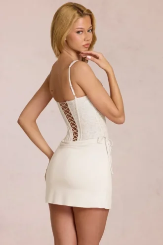 Μίνι φόρεμα Aralyn Lace Corset σε χρώμα ιβουάρ