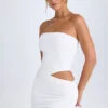Μίνι φόρεμα Damia Cut-Out Bandeau σε λευκό Μίνι φόρεμα Damia Cut-Out Bandeau σε λευκό