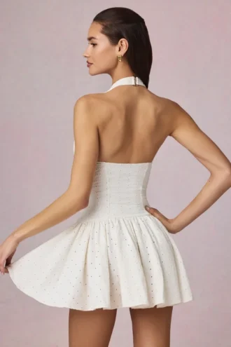 Μίνι φόρεμα Haddie Modal Broderie Anglaise με λαιμόκοψη halterneck σε λευκό χρώμα