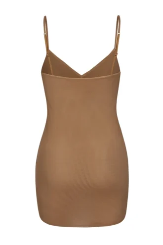 Μίνι φόρεμα Intimates Soft Mesh με V λαιμόκοψη σε χρώμα αμύγδαλο