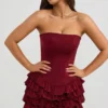 Μίνι φόρεμα Juliet Bandeau με βολάν και κορσέ σε χρώμα Berry Red