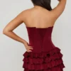 Μίνι φόρεμα Juliet Bandeau με βολάν και κορσέ σε χρώμα Berry Red