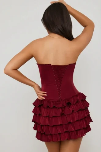 Μίνι φόρεμα Juliet Bandeau με βολάν και κορσέ σε χρώμα Berry Red