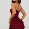 Μίνι φόρεμα Juliet Bandeau με βολάν και κορσέ σε χρώμα Berry Red