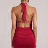 Μίνι φόρεμα Kael με πτυχωτό καπό σε χρώμα Cherry Red Μίνι φόρεμα Kael με πτυχωτό καπό σε χρώμα Cherry Red