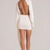 Μίνι φόρεμα Lida Draped Cape σε χρώμα ιβουάρ Μίνι φόρεμα Lida Draped Cape σε χρώμα ιβουάρ